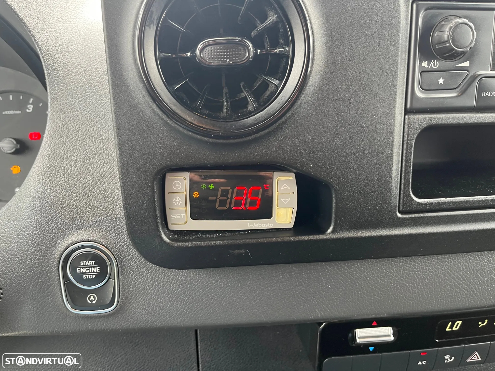 Mercedes-Benz SPRINTER 211 CDI Com FRIO TECTO ALTO - 14