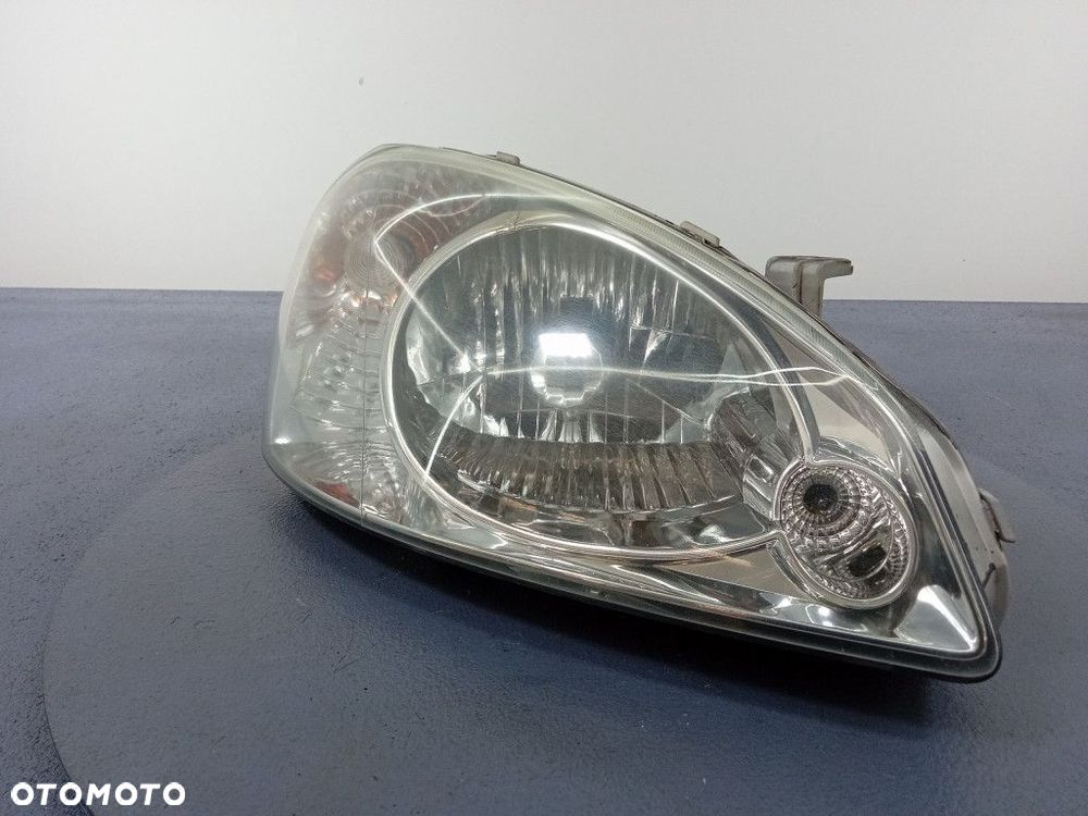 TATA INDICA V2 07- REFLEKTOR PRAWY LAMPA EU - 2
