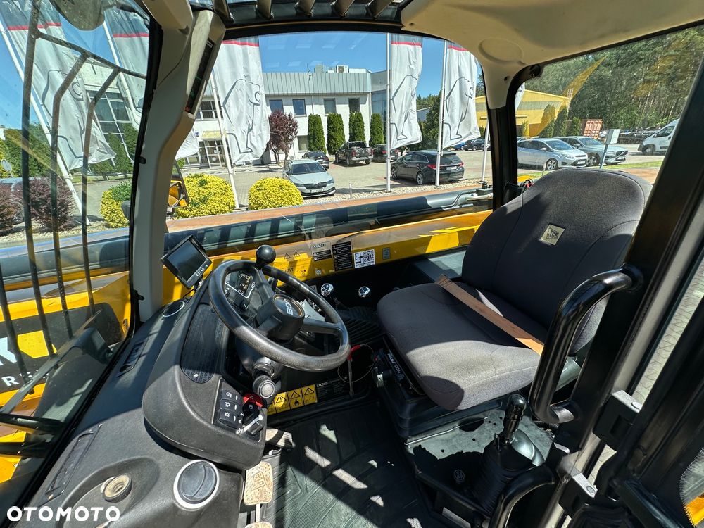 JCB 540-140 Hi Viz - 17