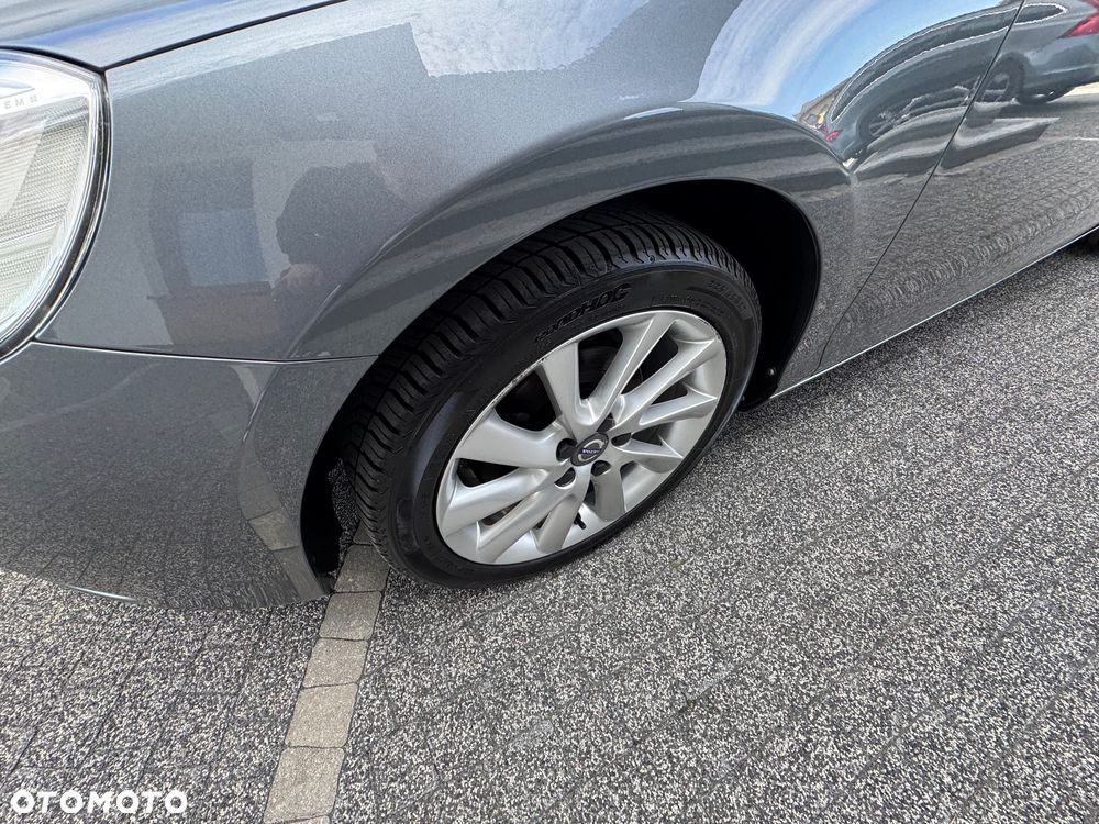 Volvo V40 D2 Summum - 28