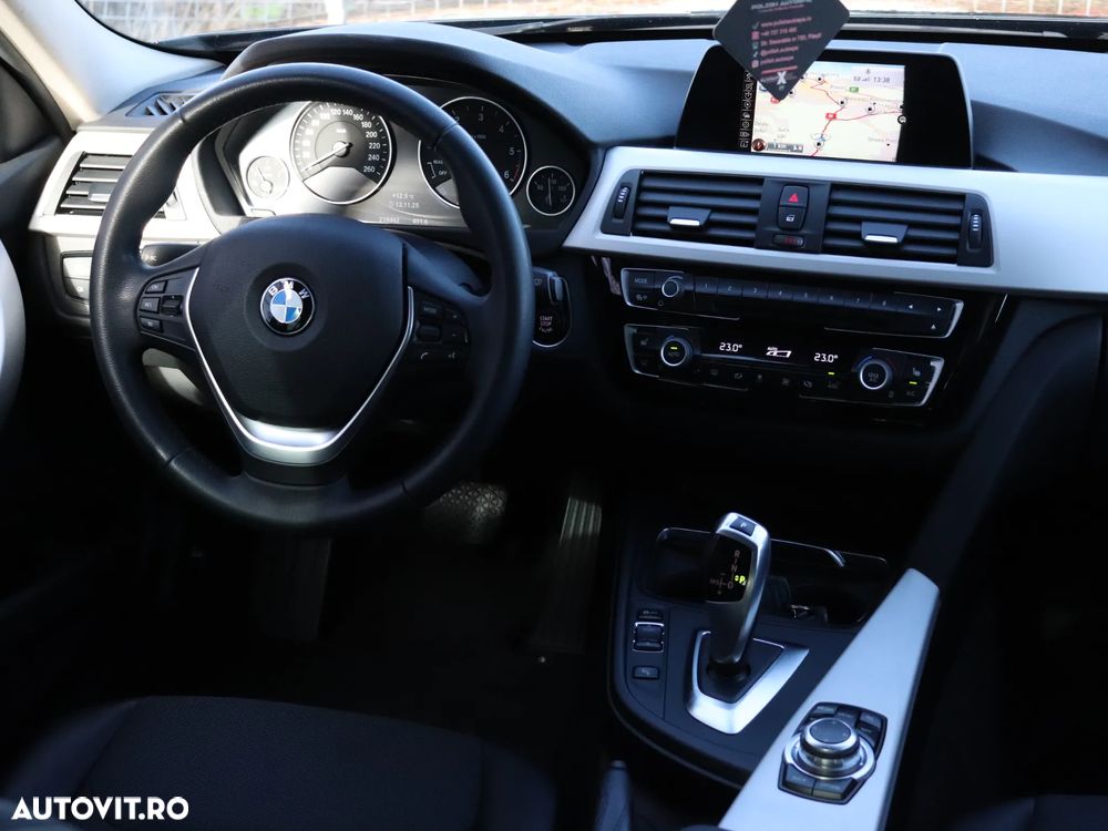 BMW Seria 3 320d Aut. Luxury Line - 25