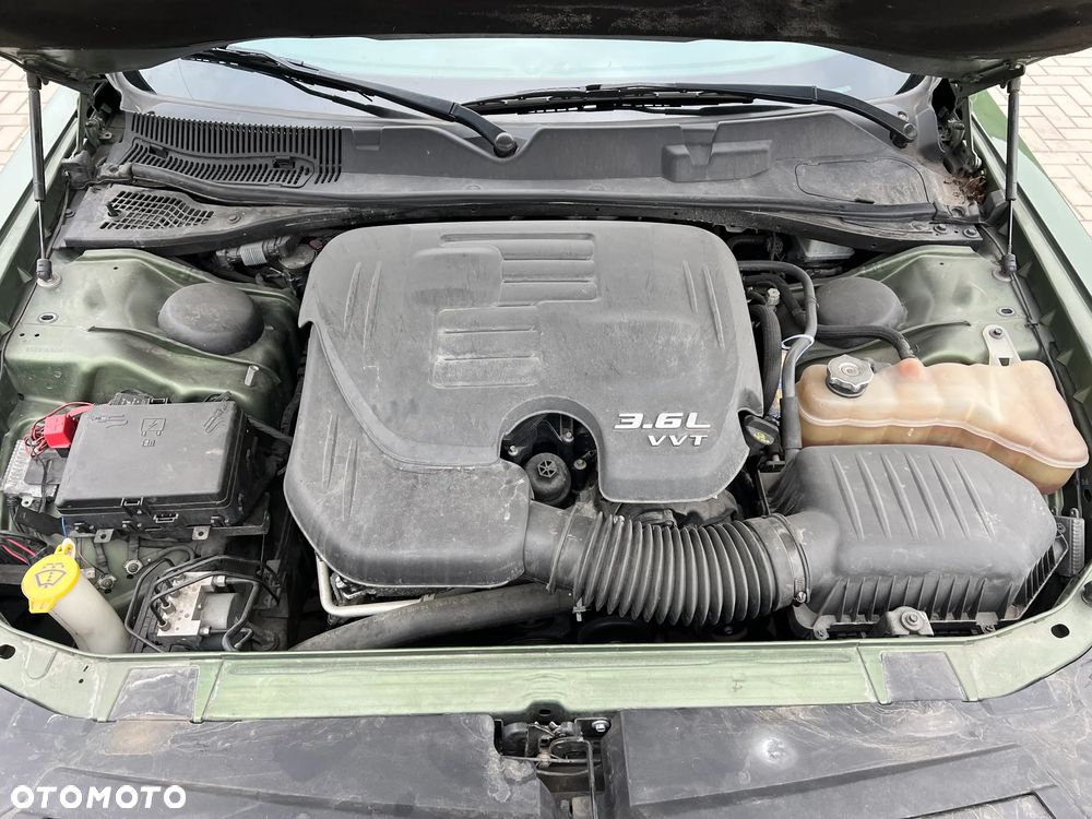 Dodge Challenger - 27