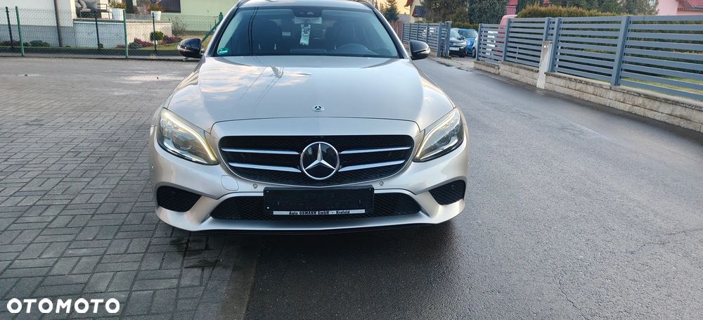 Mercedes-Benz Klasa C 220 d 9G-TRONIC - 4