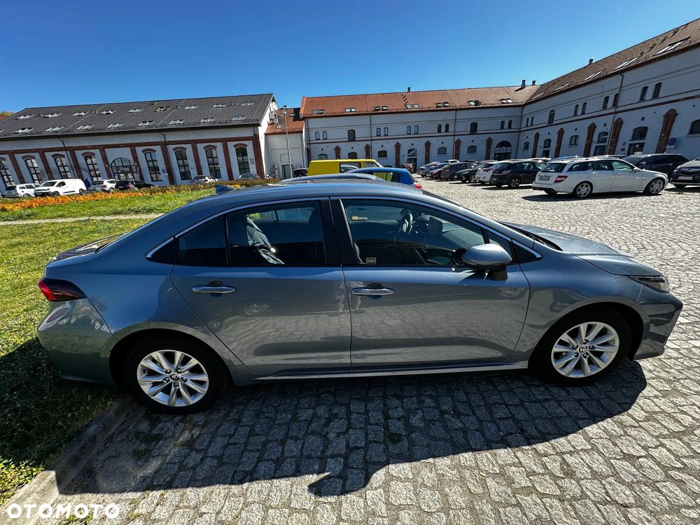 Toyota Corolla 1.8 Hybrid Comfort - 3