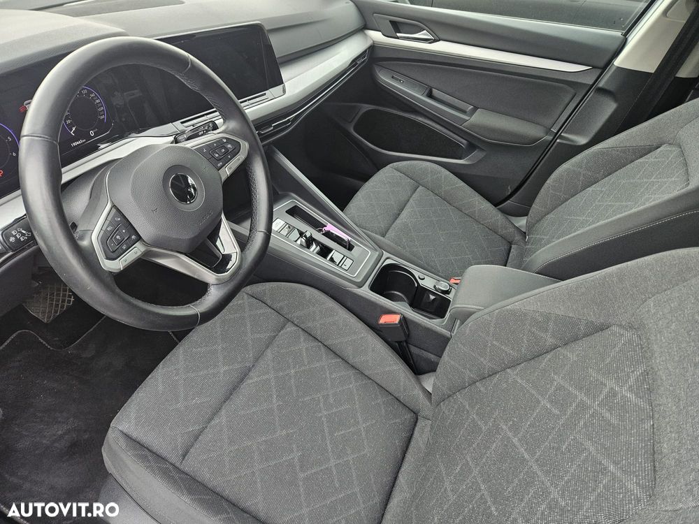 Volkswagen Golf - 5