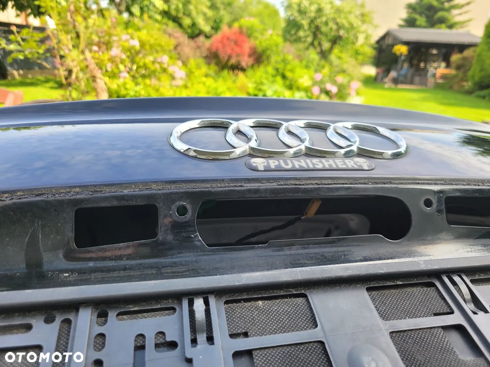 AUDI A8 D3 S8 KLAPA BAGAŻNIKA SPOILER LZ9Y - 9