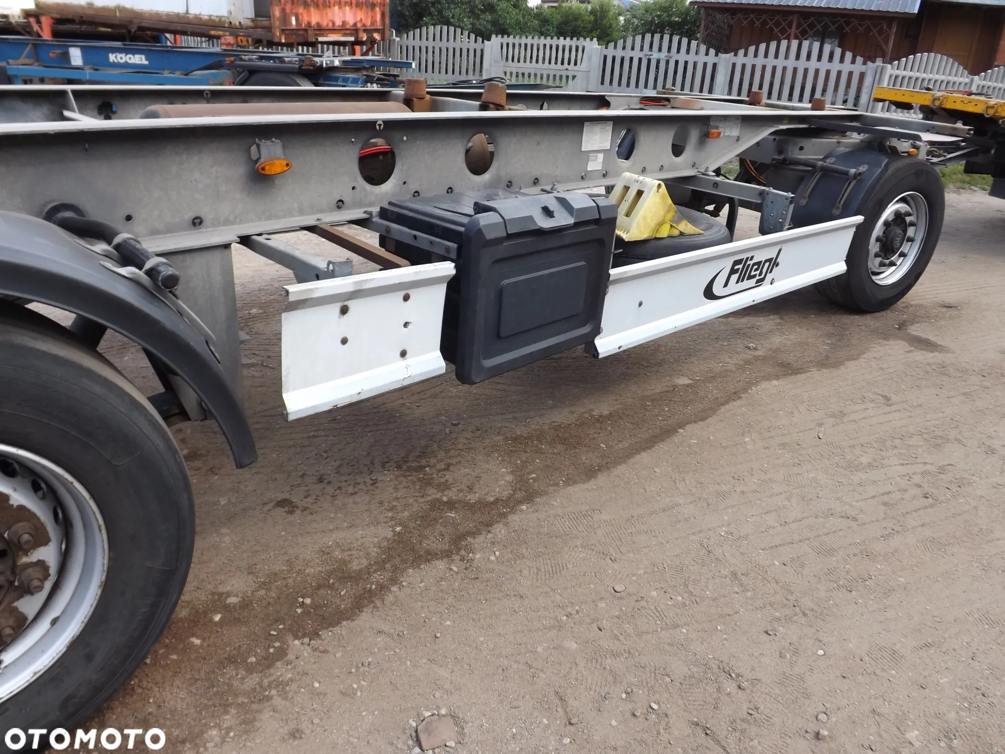 Fliegl bdf ocynkowany 18t  dmc - 5