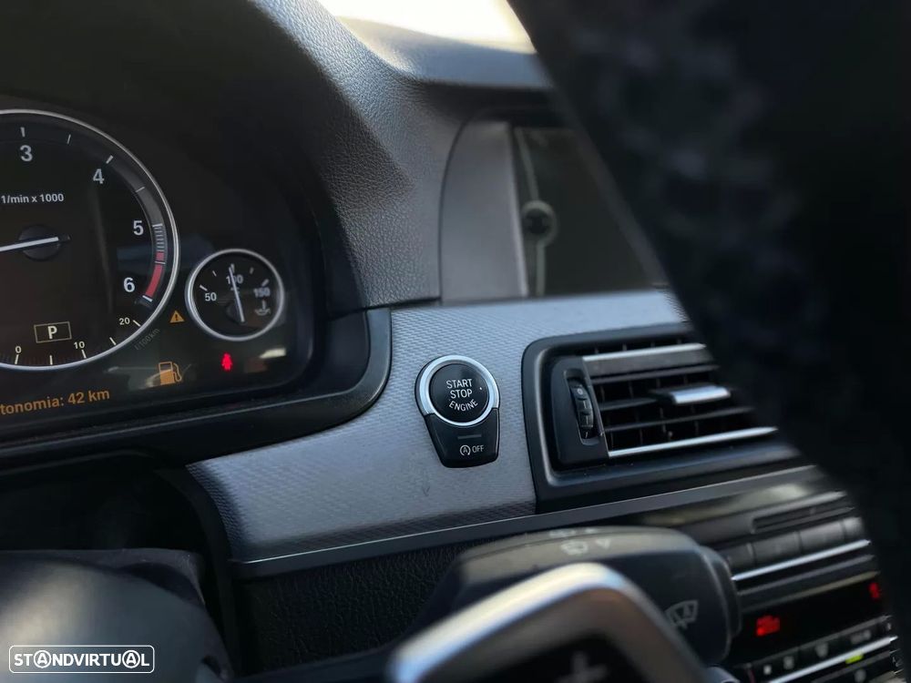 BMW 535 d xDrive Pack M Auto - 42