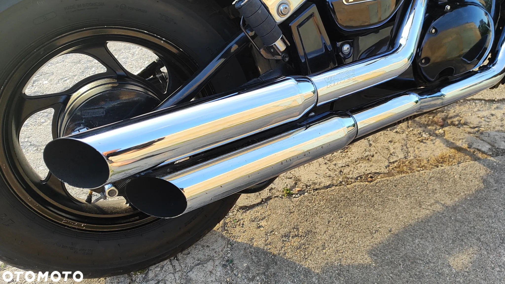 Suzuki Boulevard - 15