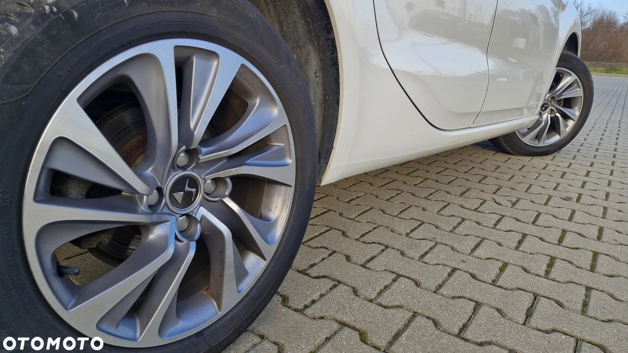 Citroën DS4 e-HDi 115 Chic - 9