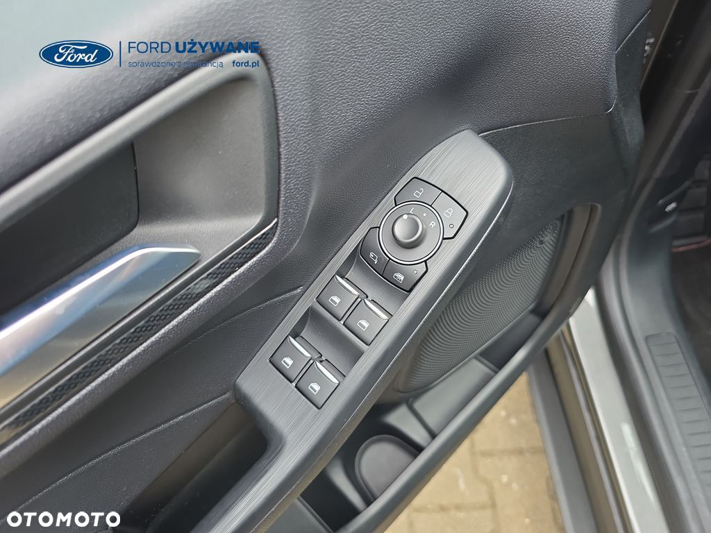 Ford Kuga - 26