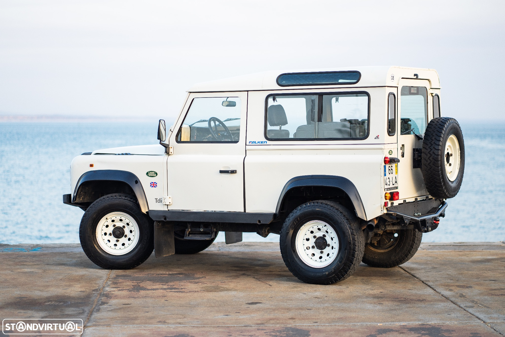 Land Rover Defender 90 2.5 TDi Metal Top - 9