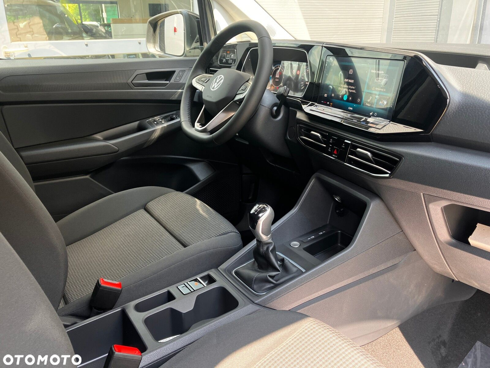 Volkswagen Caddy Cargo Maxi 2.0 TDI 102 KM 6-manual - 9