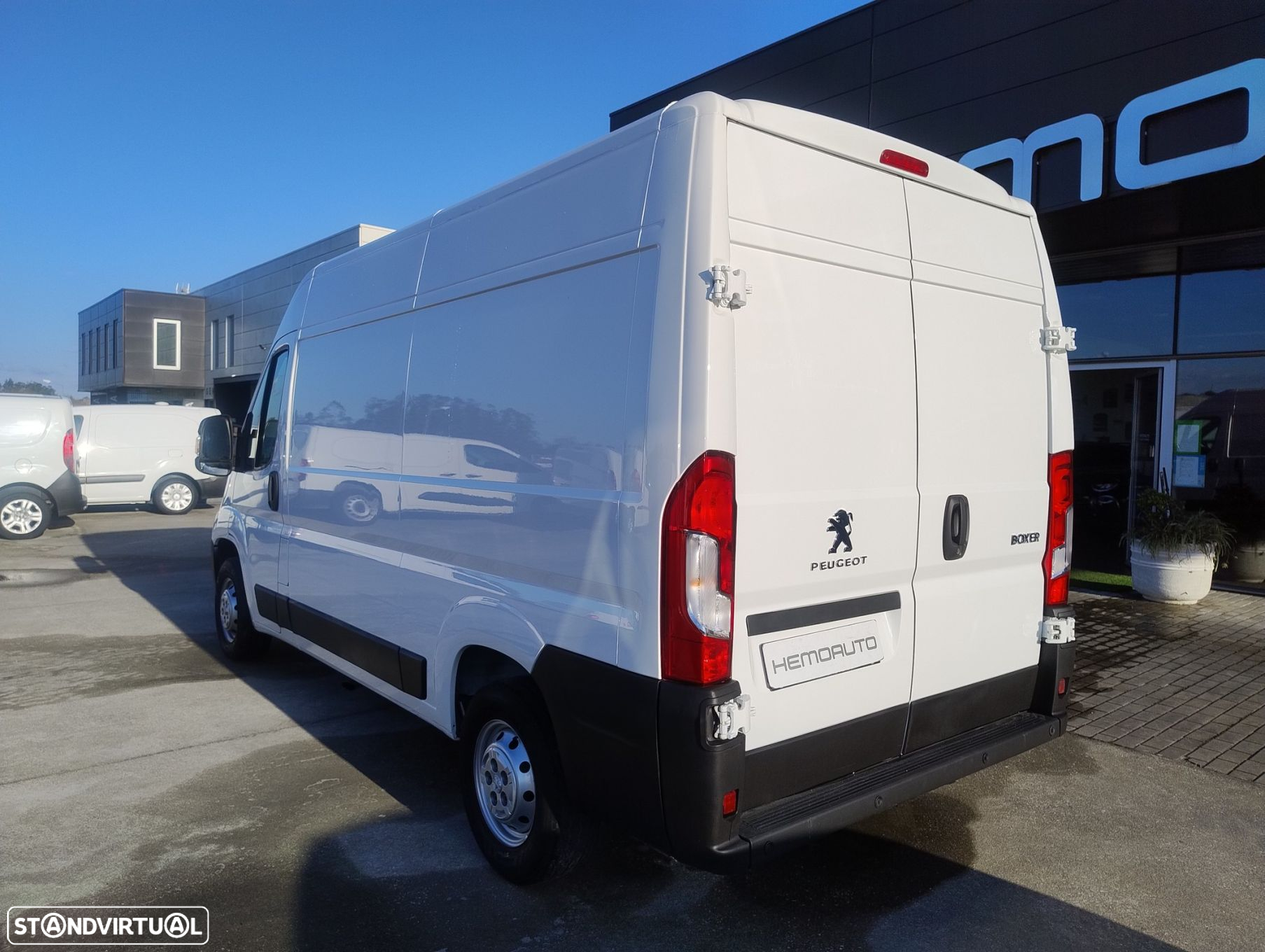 Peugeot Boxer 2.2 BlueHDi 330 L2H2 Premium - 9