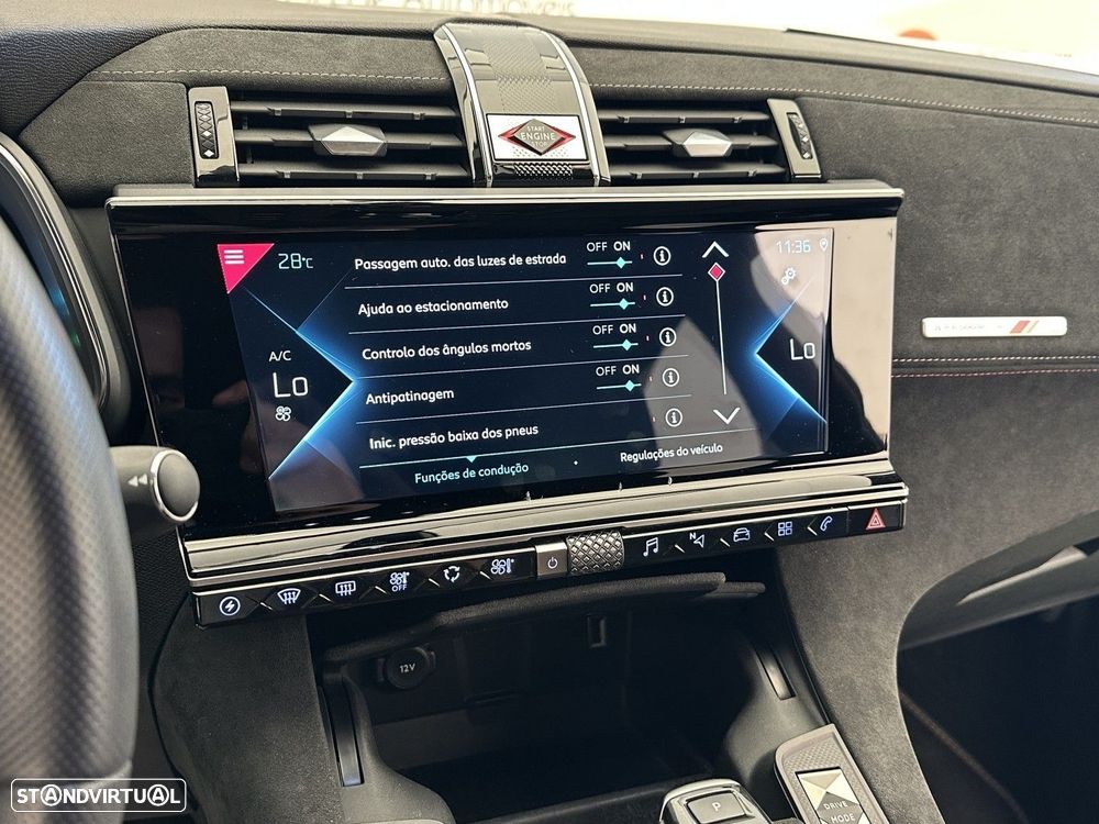 DS DS7 Crossback E-Tense Performance Line EAT8 - 13