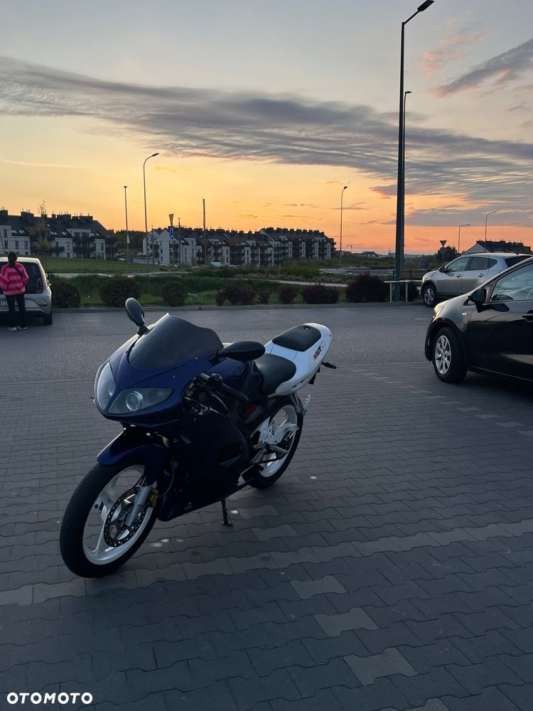 Yamaha TZR - 11