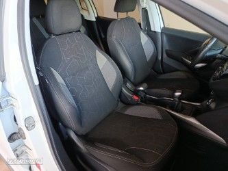 Peugeot 2008 1.2 PureTech Style - 26