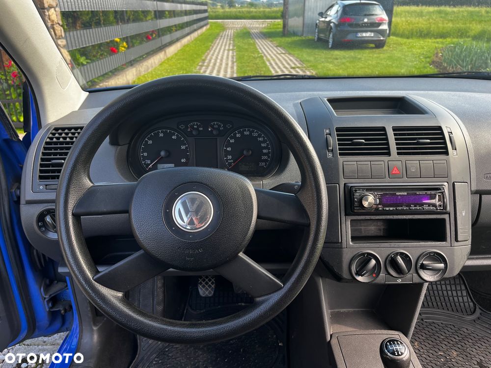 Volkswagen Polo - 12