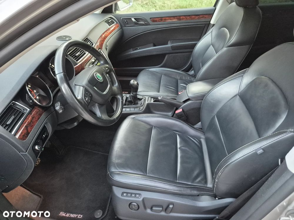 Skoda Superb 1.8 TSI Elegance - 19