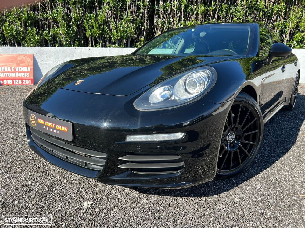 Porsche Panamera - 21