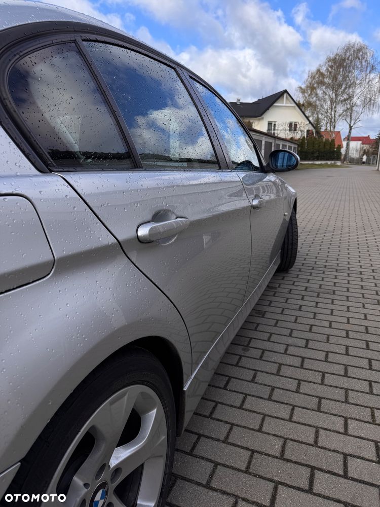 BMW Seria 3 320d - 19