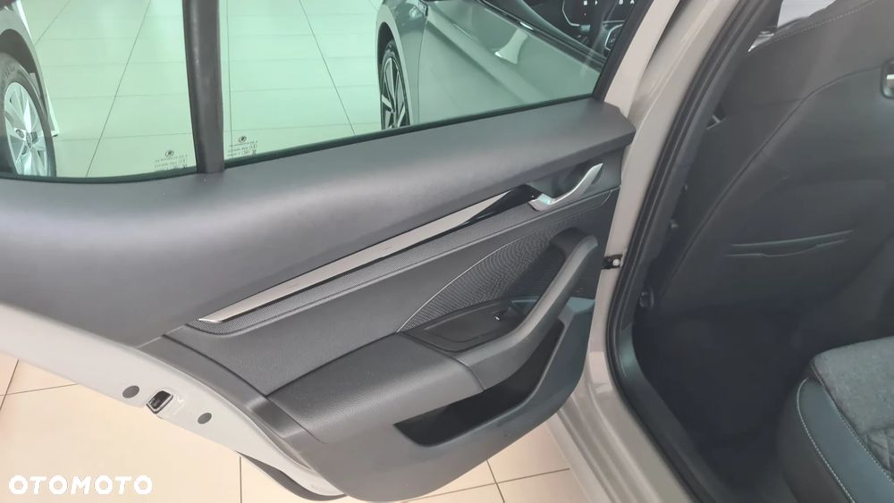 Skoda Octavia 1.5 TSI e-Tec Sportline DSG - 10