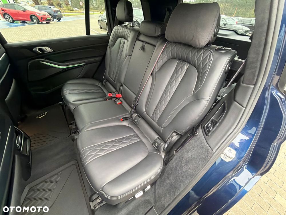 BMW X7 xDrive40d mHEV sport - 25