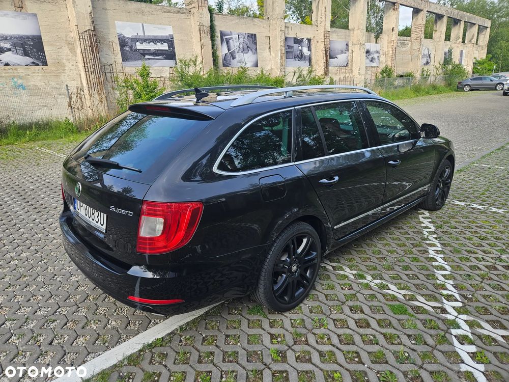Skoda Superb 2.0 TDI DSG Elegance - 6