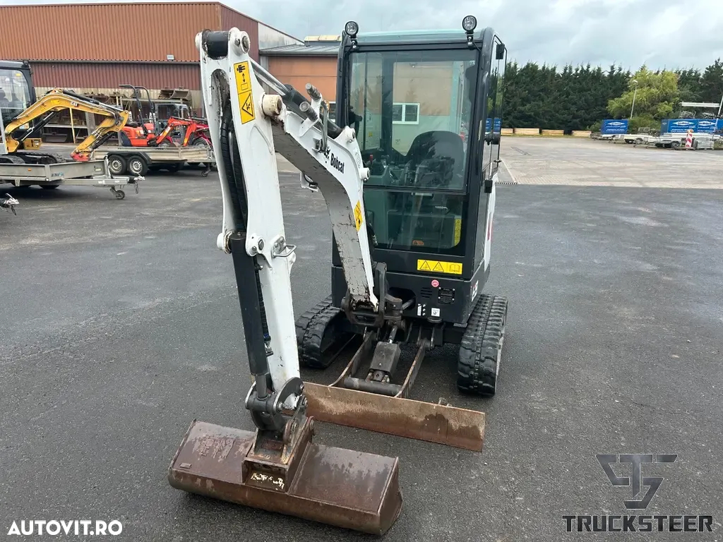 Bobcat E19 - 2