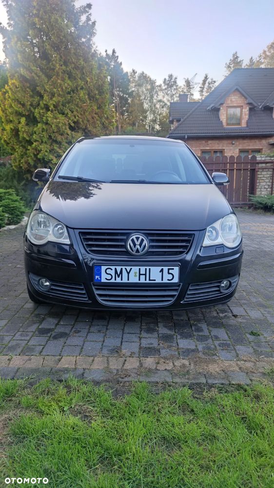 Volkswagen Polo 1.4 16V Comfortline - 2