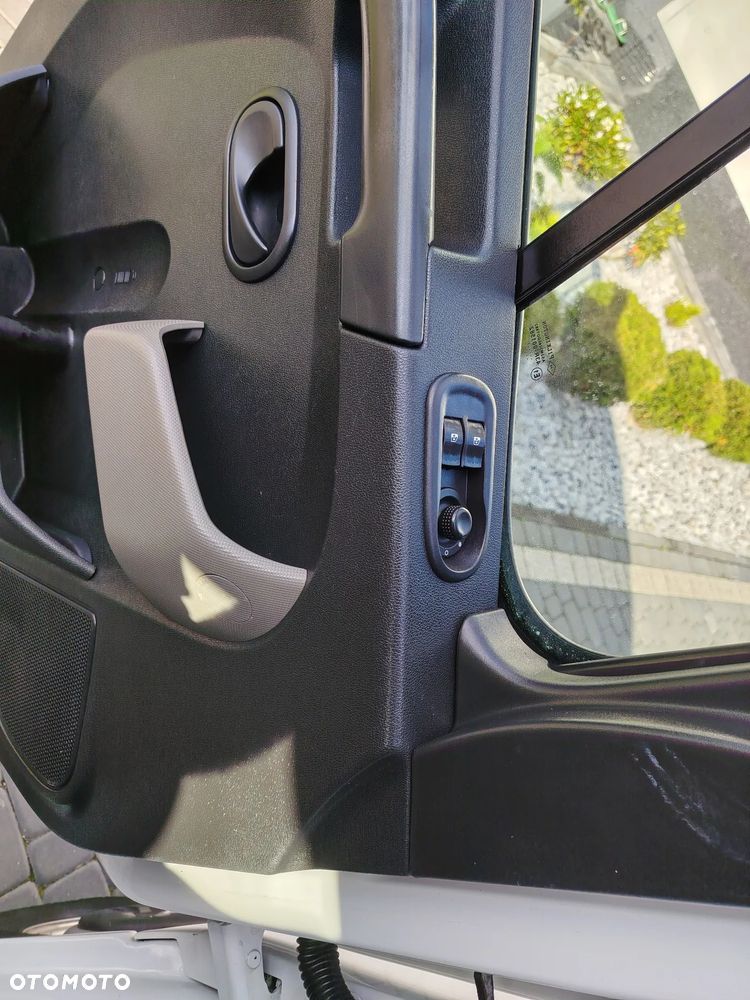 Renault MASTER 2017 2,3 DCI 170KM LAWETA NAJAZD EURO 6 - 17