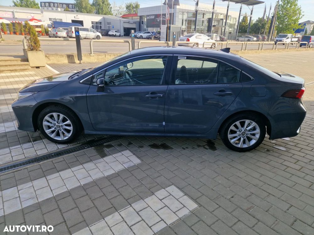 Toyota Corolla 1.8 HSD Business - 6