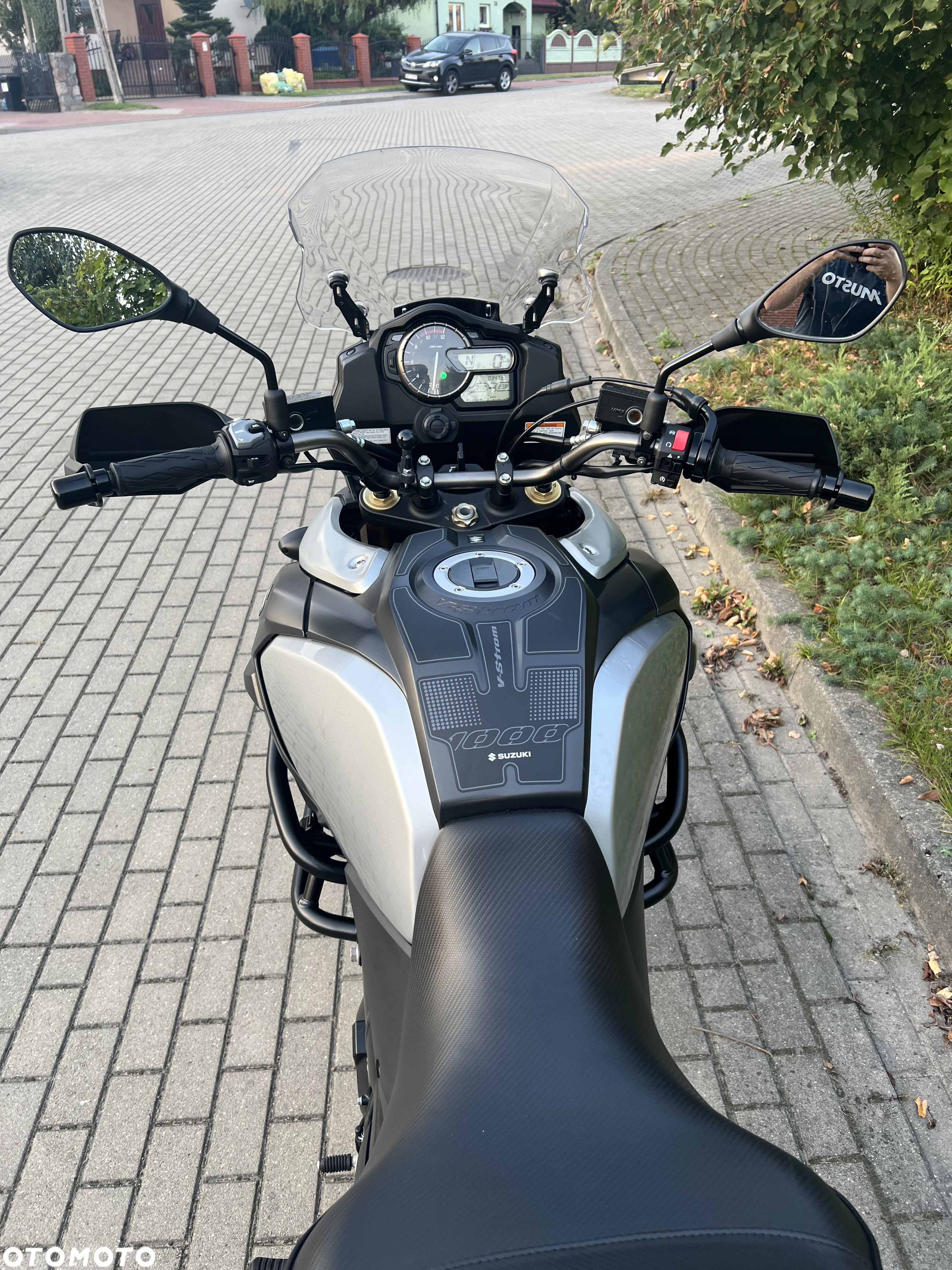 Suzuki DL - 13