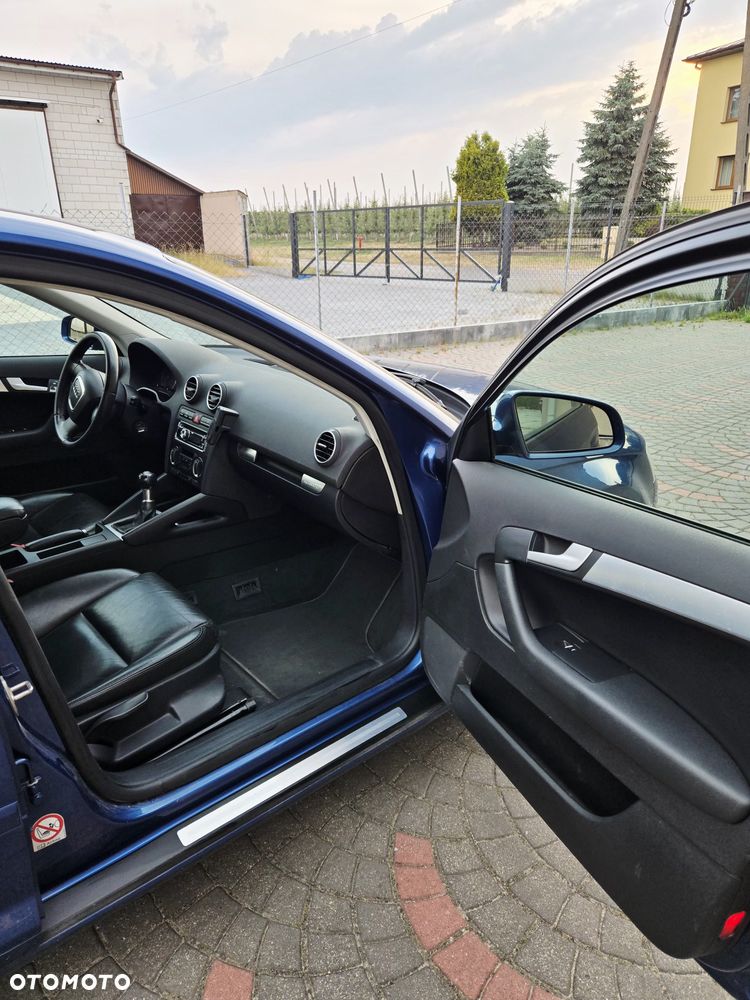 Audi A3 Sportback 2.0 TFSI quattro Ambiente - 10