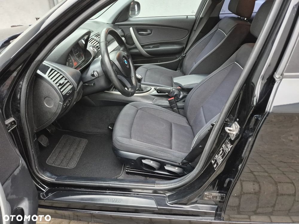 BMW Seria 1 116d Sport Line - 11