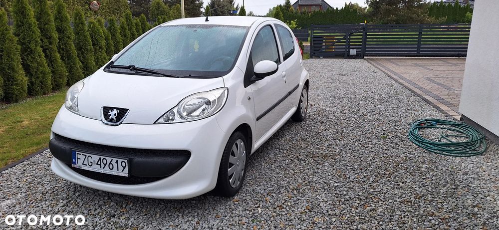 Peugeot 107 1.0 Trendy 2-Tronic - 4