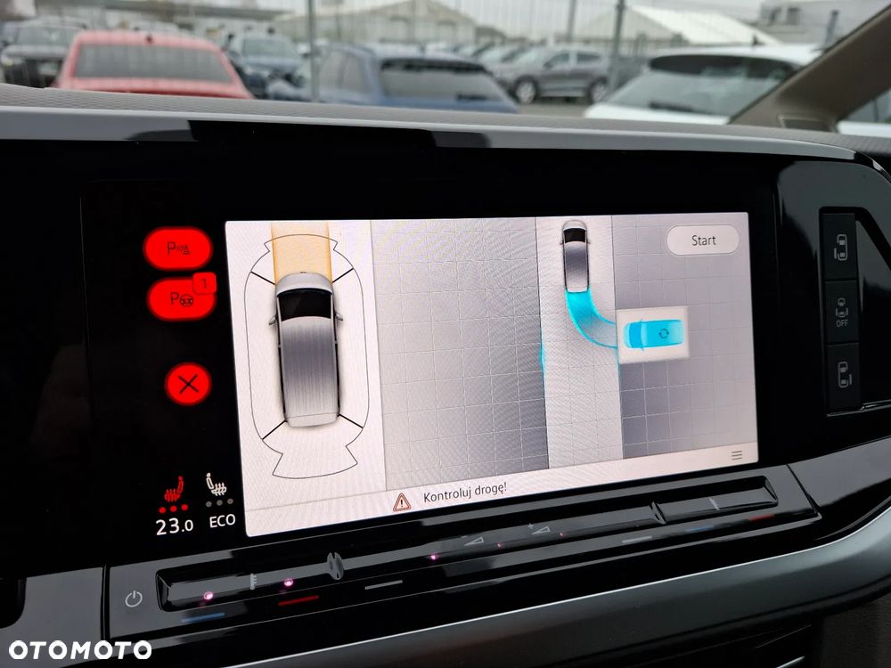 Volkswagen Multivan - 24