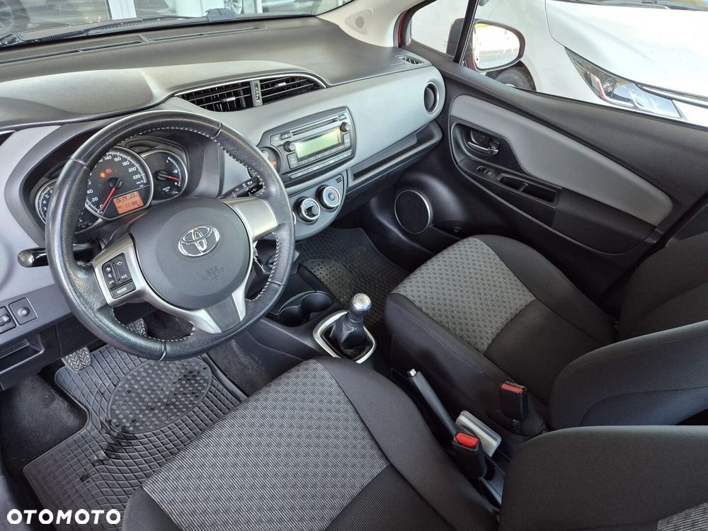 Toyota Yaris 1.0 Active EU6 - 8