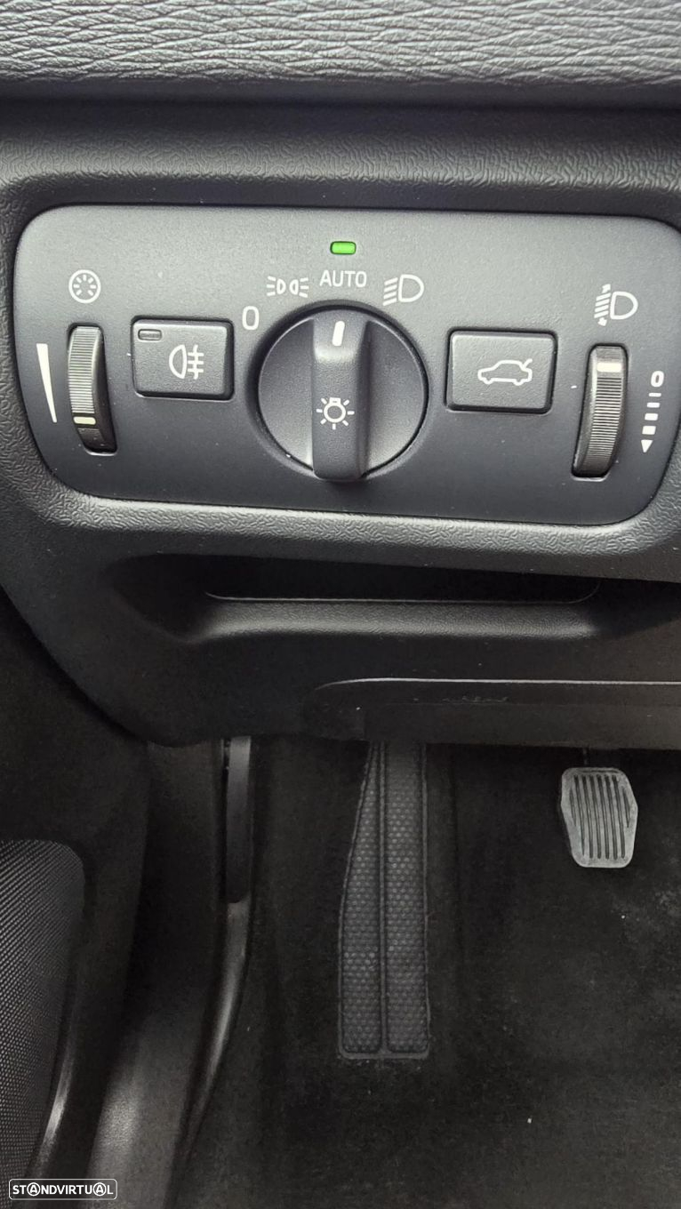 Volvo V40 1.6 D2 Kinetic - 18