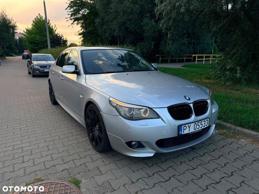 BMW Seria 5 525i - 1