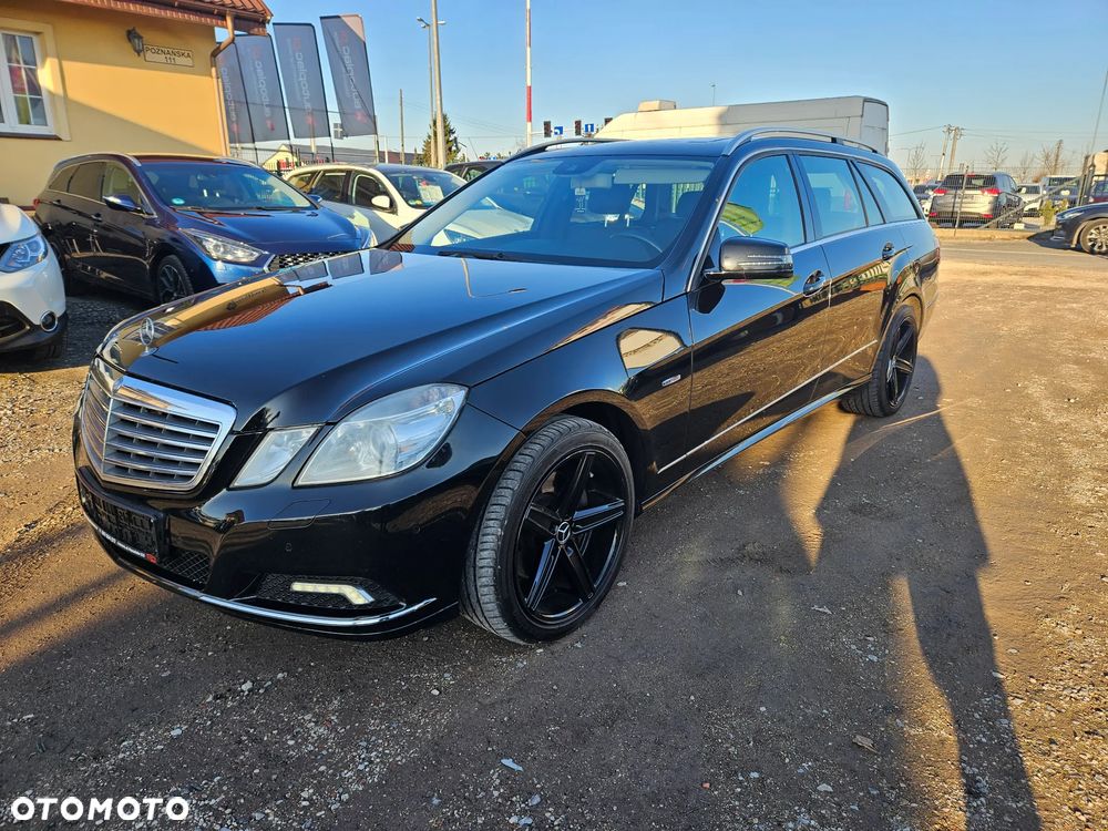 Mercedes-Benz Klasa E 350 CDI DPF BlueEFFICIENCY 7G-TRONIC Elegance - 1