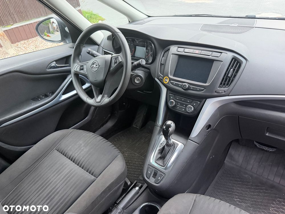 Opel Zafira Tourer 2.0 CDTI Automatik Edition - 24