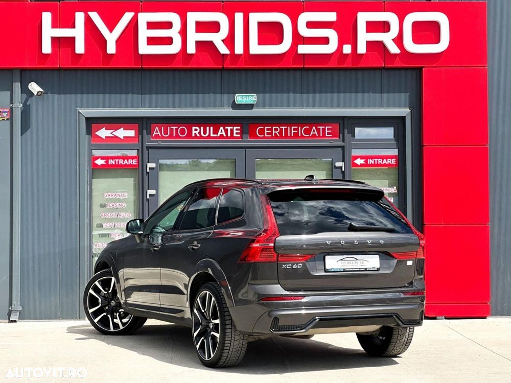 Volvo XC 60 T6 AWD Recharge Plus Dark - 4