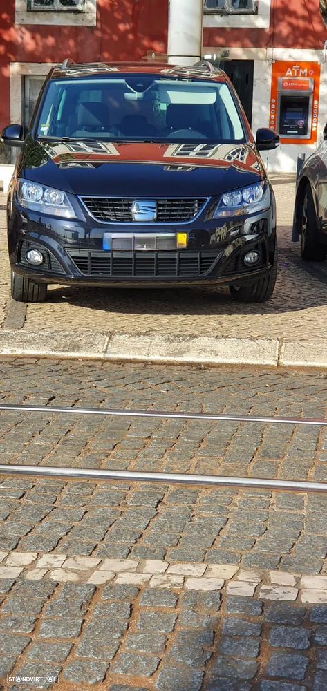 SEAT Alhambra 2.0 TDI Xcellence DSG — fotografia 3