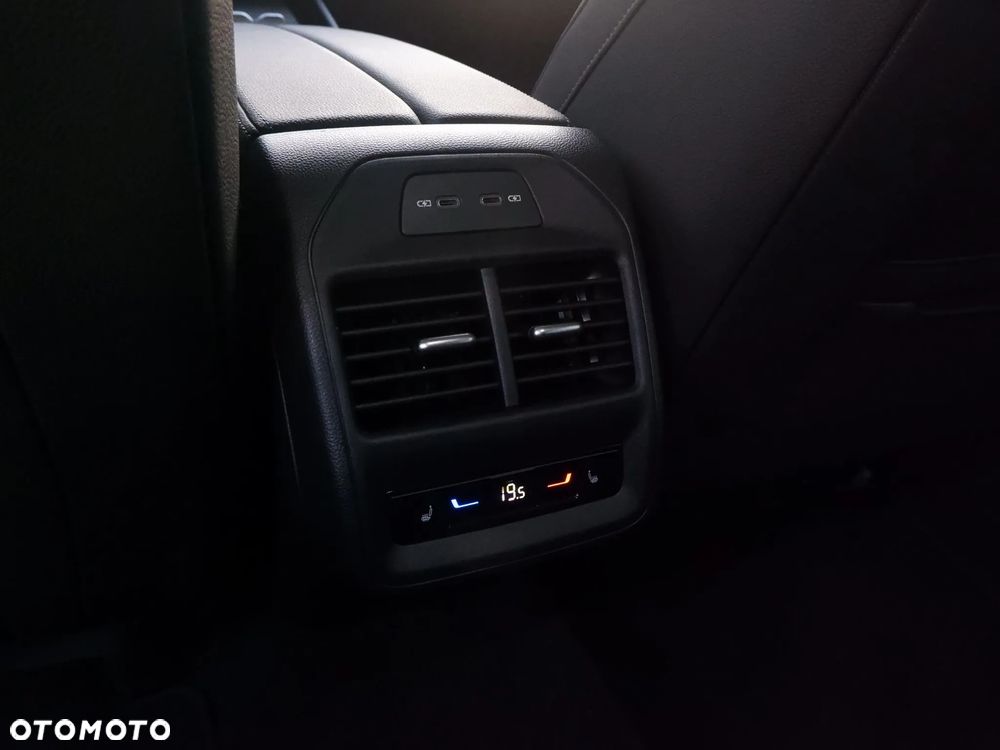 Skoda Superb 1.5 TSI Plug-in Hybrid L&K DSG - 22