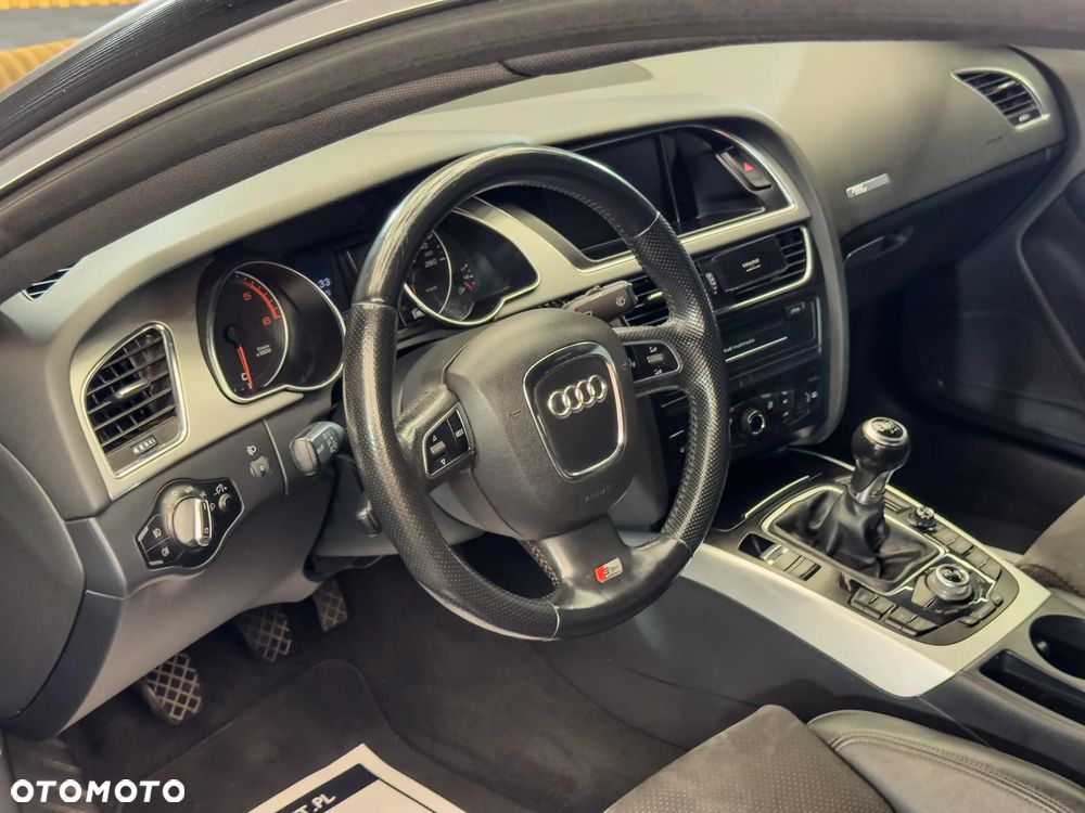 Audi A5 Coupé 2.0 TDI - 30