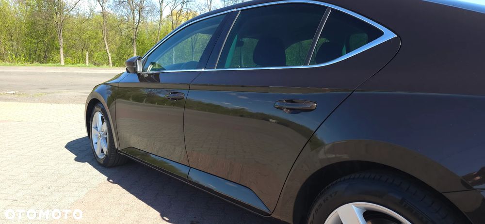 Skoda Superb 2.0 TSI Sportline DSG - 12