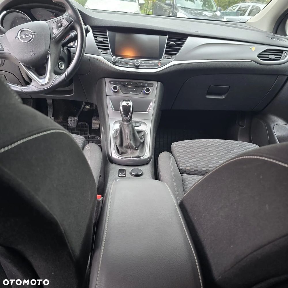 Opel Astra - 8