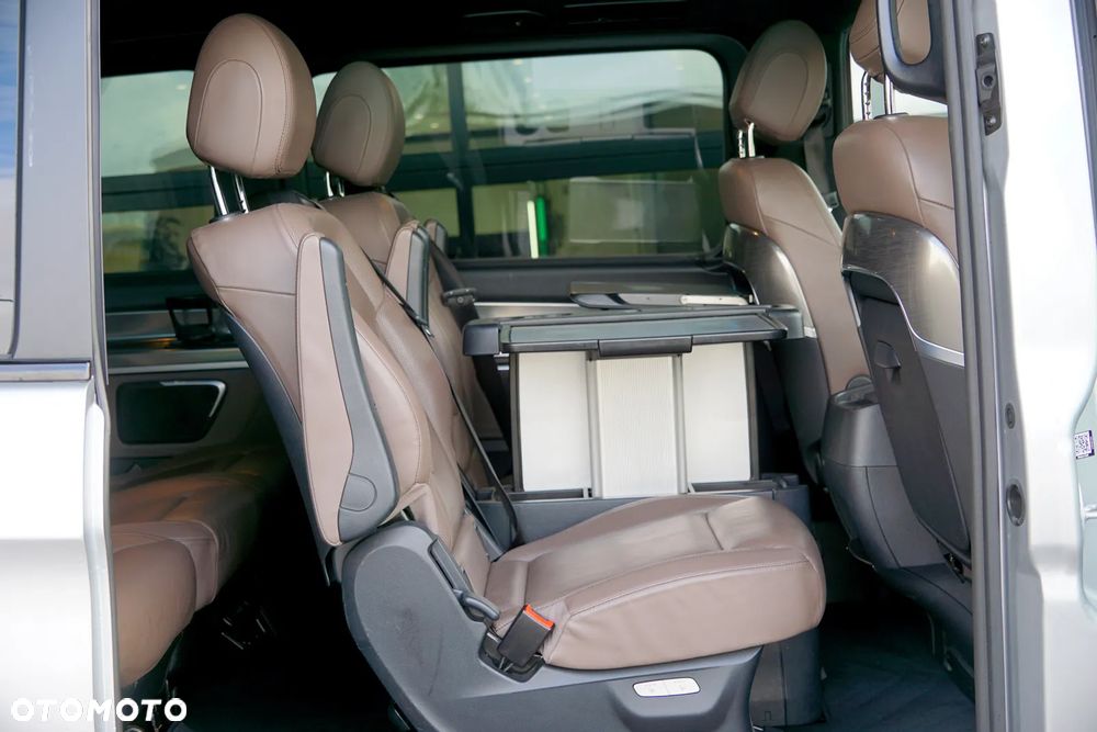 Mercedes-Benz Klasa V 300 d 4-Matic Exclusive 9G-Tronic (długi) - 28