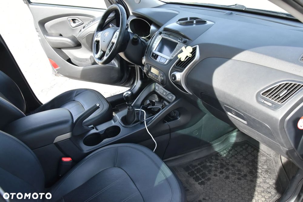 Hyundai ix35 1.7 CRDi Premium 2WD - 22